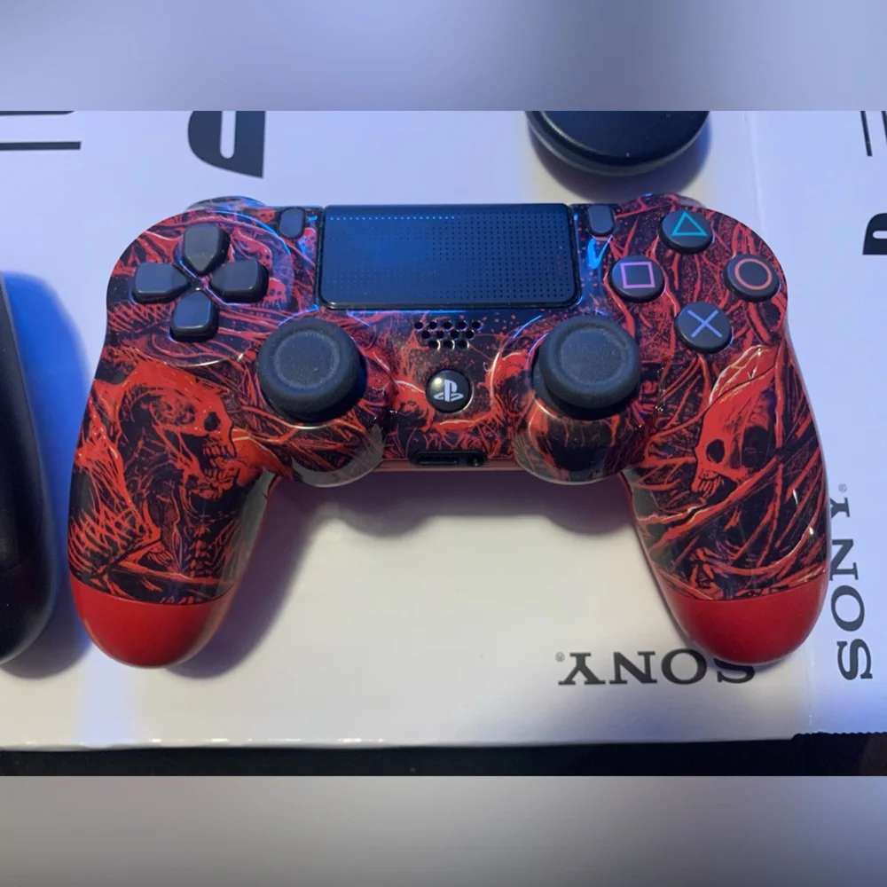 Sony PS4 Console with Controller - Black
